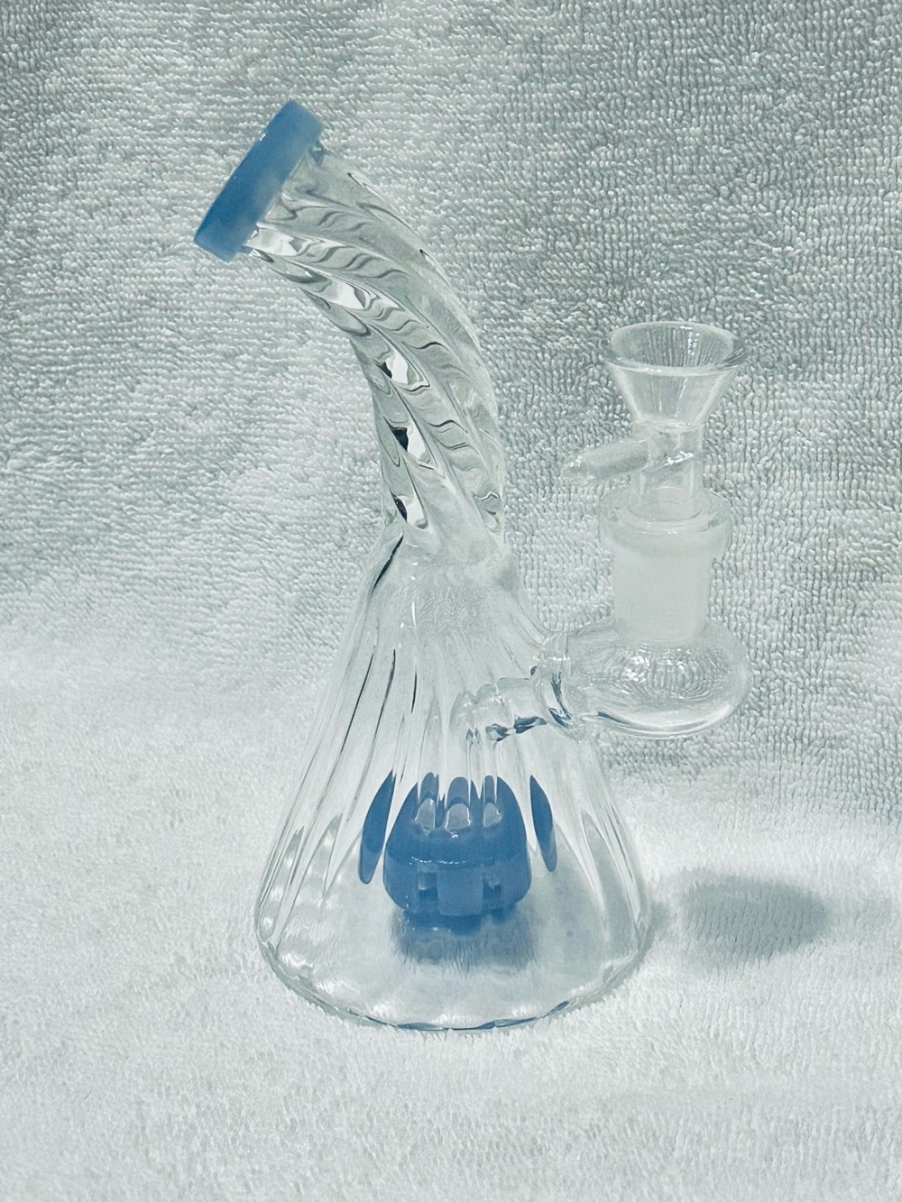 Clear Glass Beaker-Style Water Piece
